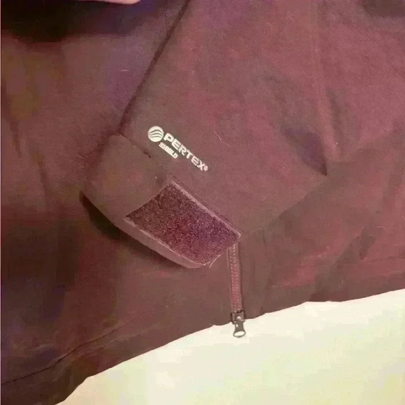 Outdoor Research
Blackpowder  II Insulated Jacket - Women's | Size XS - Picture 10 of 15